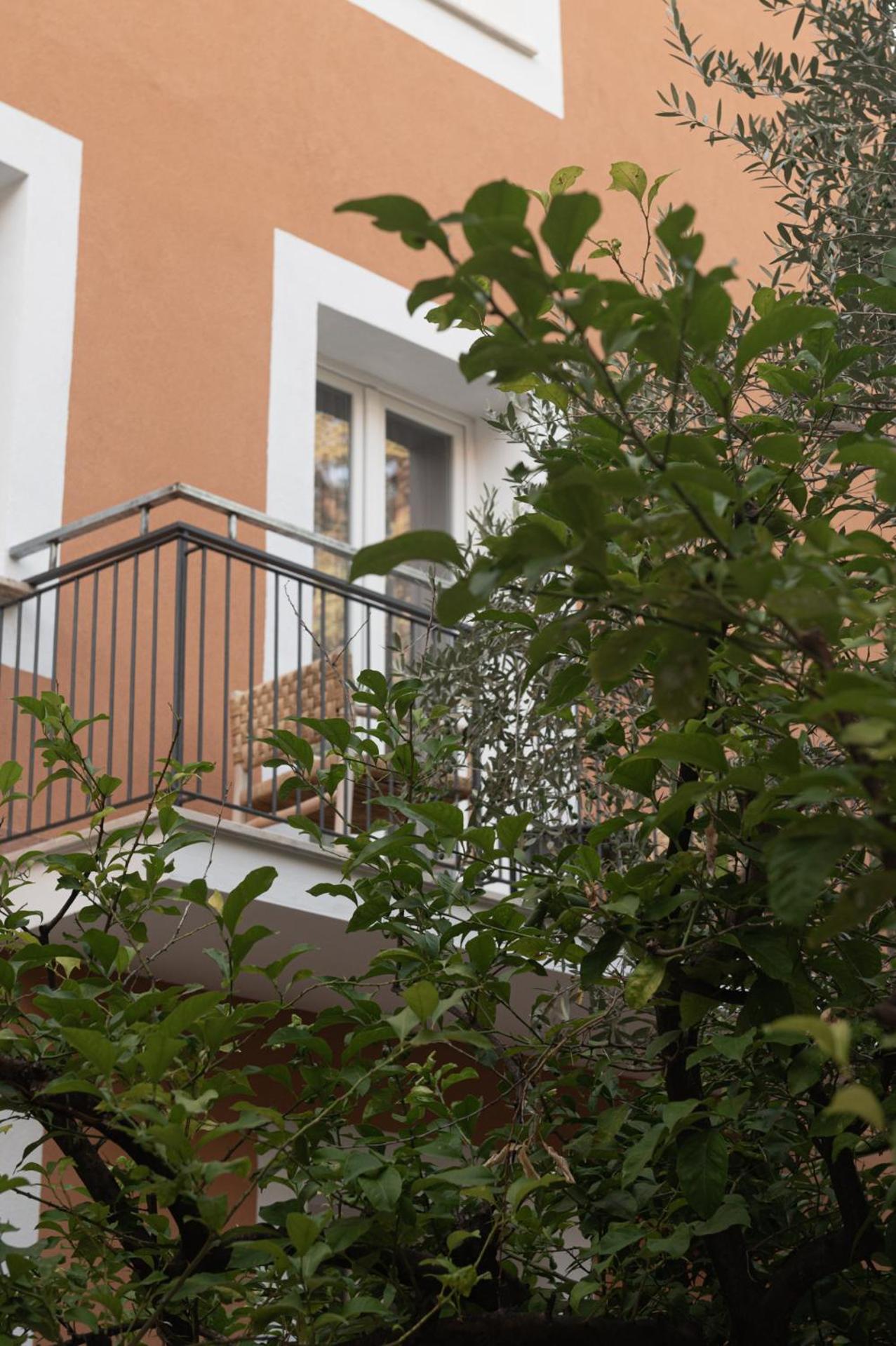 The Sanctuary Urban Retreat Hotel Rome Exterior photo